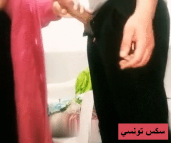 سكس تونسي حماته الهايجة عايزة زبه يفشخها ويكب فوق طيزها البيضاء