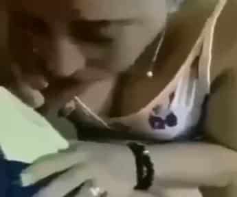 سكس بلدى مصرى شعبي سرحانة من الحشيش وتمص الزبر جامد