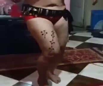 سكس مصري مباشر شرموطة ببزاز كبيرة بترقص ملط وتغري الزب